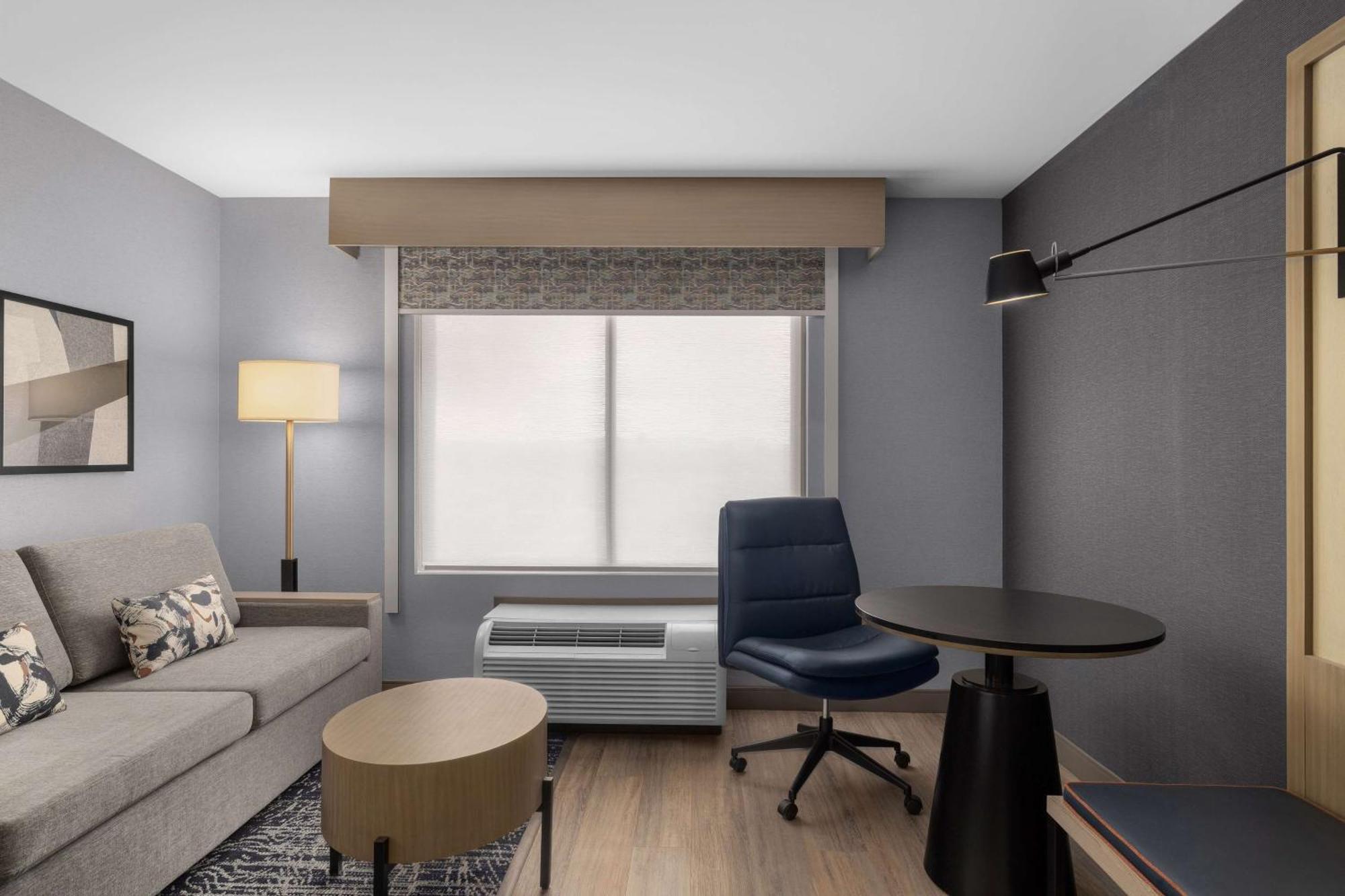 Doubletree By Hilton Vegas Airport Hotel