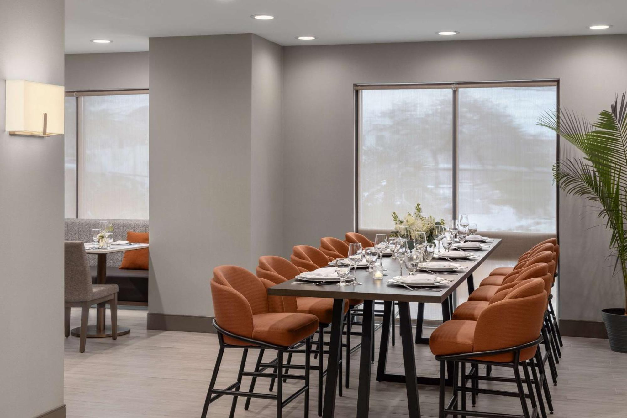 Doubletree By Hilton Vegas Airport