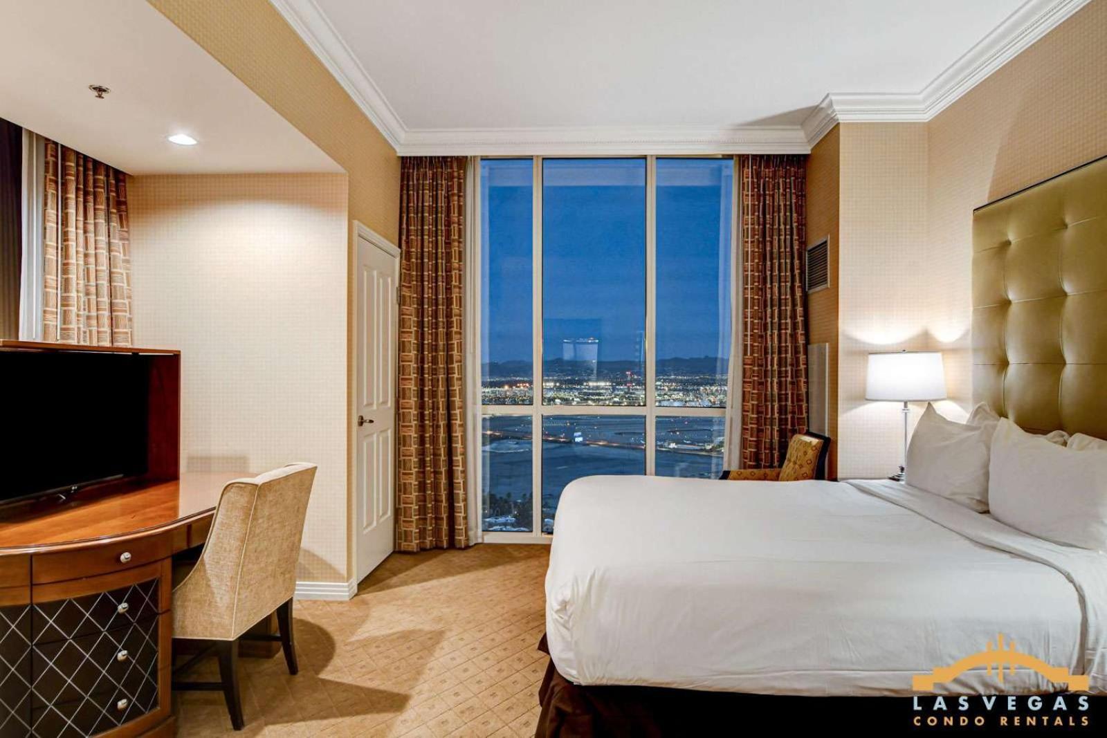Mgm Signature-32-820 1br 2ba F1 Pits View Balcony Holiday home Las Vegas