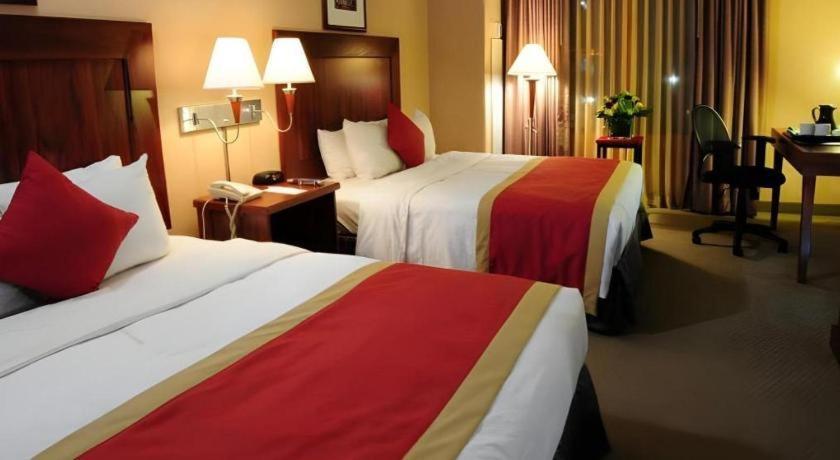 Cannery Casino And 3*