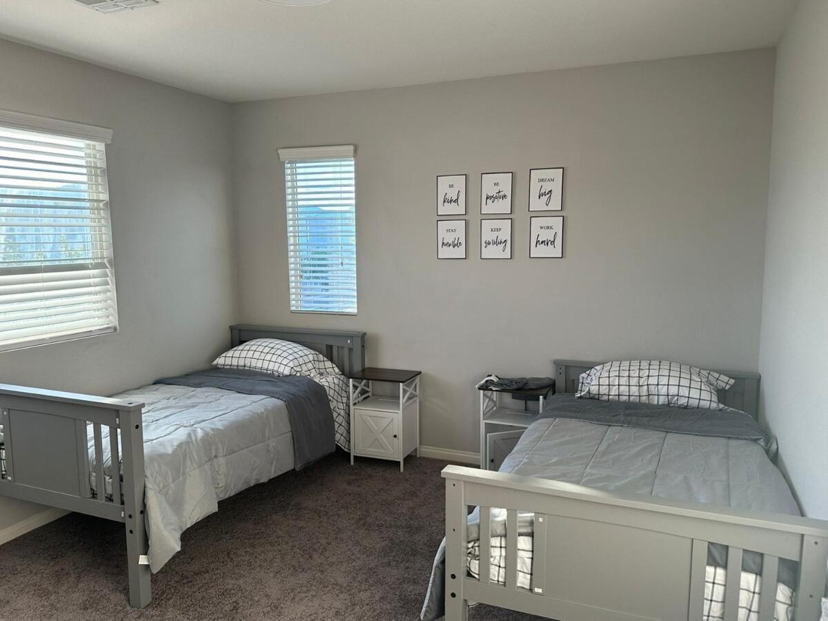 Gated Sw Vegas Near 215, Las, Red Rock, Summerlin Apartment Las Vegas