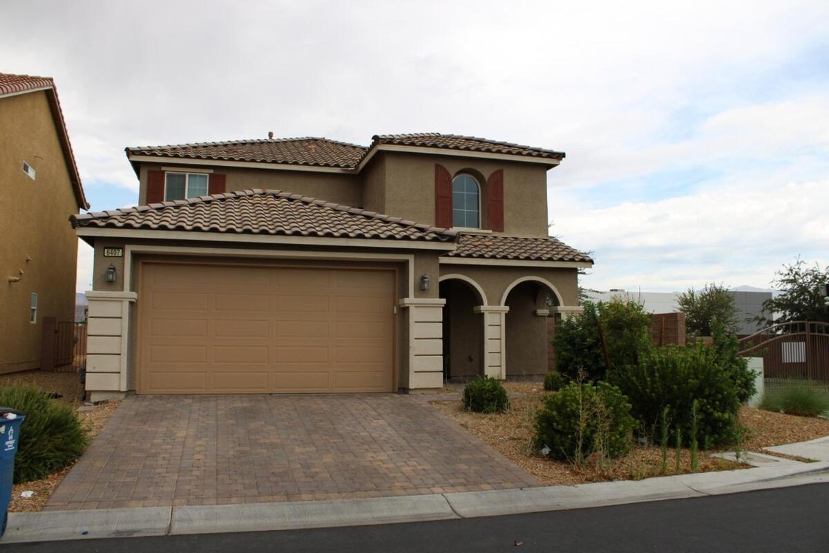 Gated Sw Vegas Near 215, Las, Red Rock, Summerlin Apartment *