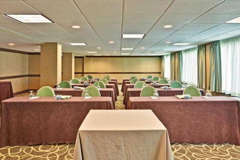 South Point Casino-spa Resort 4*