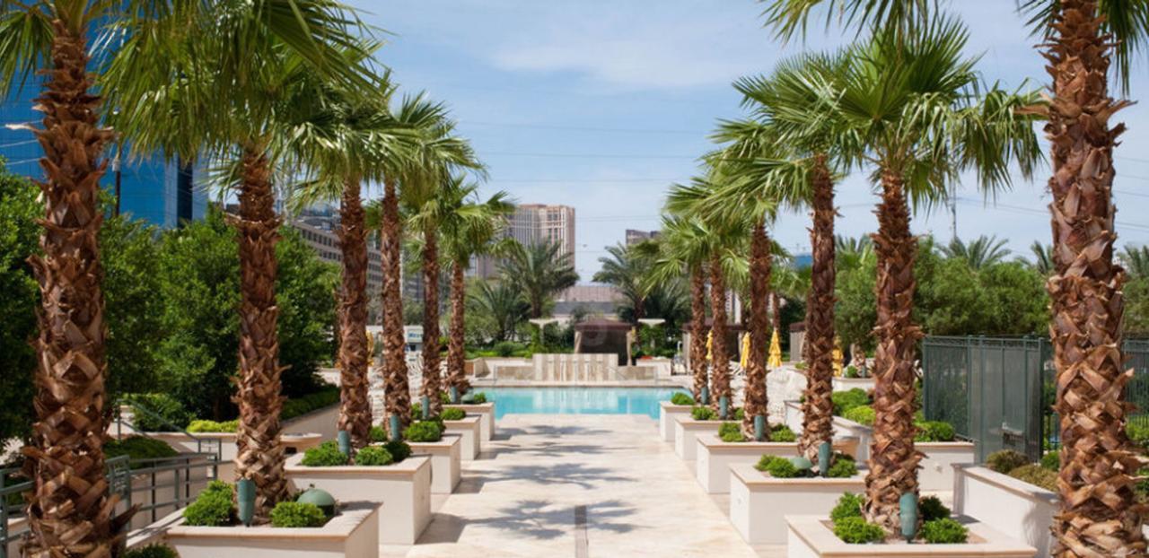 Aparthotel Penthouse With Strip View At The Signature At Mgm Grand 4*
