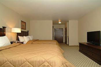 Comfort & Henderson - Vegas 3*