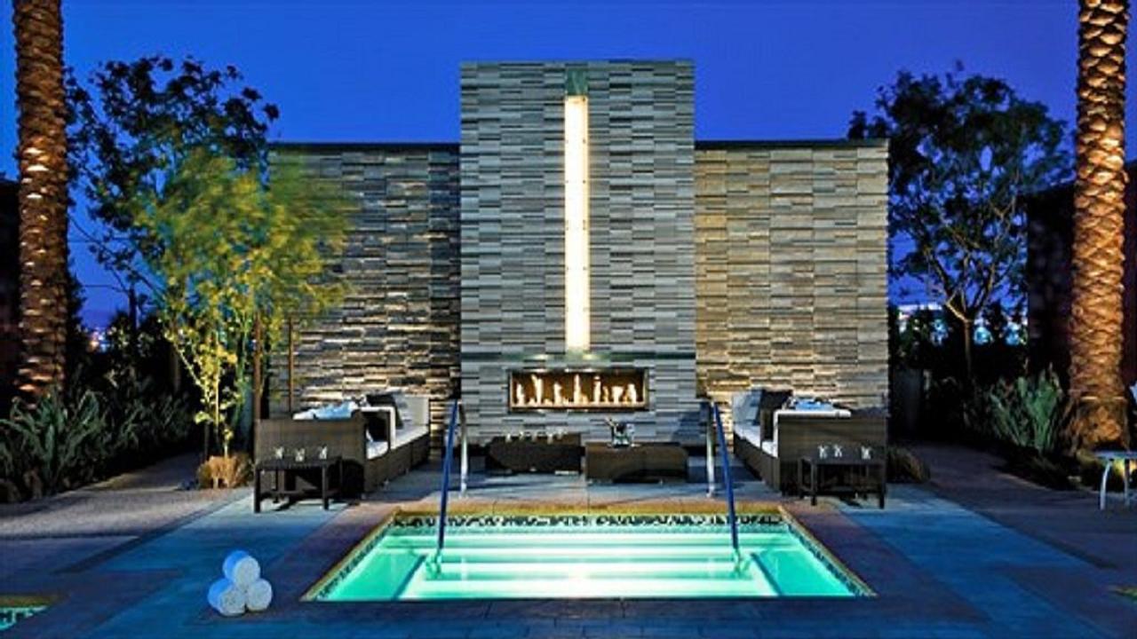 Palms Place With Balcony & Strip View Aparthotel