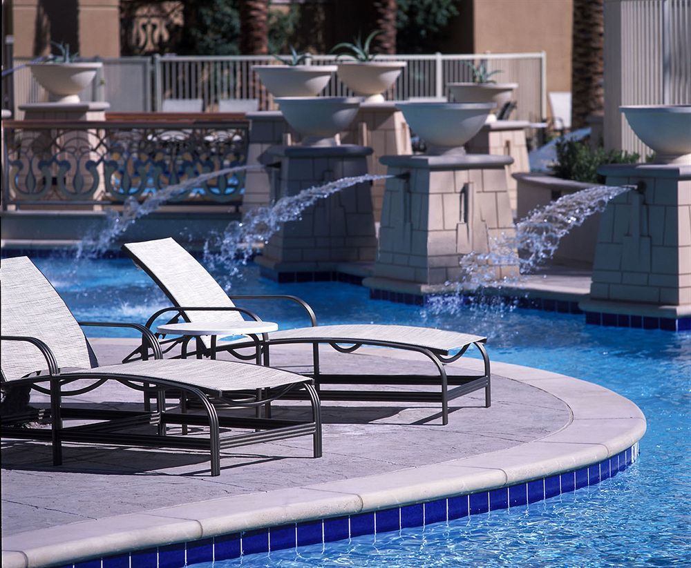 Resort Hilton Grand Vacations Club On The Vegas Strip 4*
