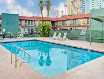 Travelodge By Wyndham Vegas Motel