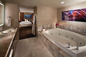 Skylofts At Mgm Grand Resort