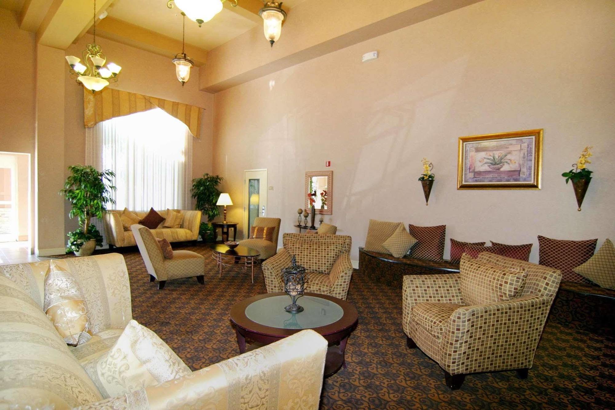 Western North Vegas & Hotel 3*