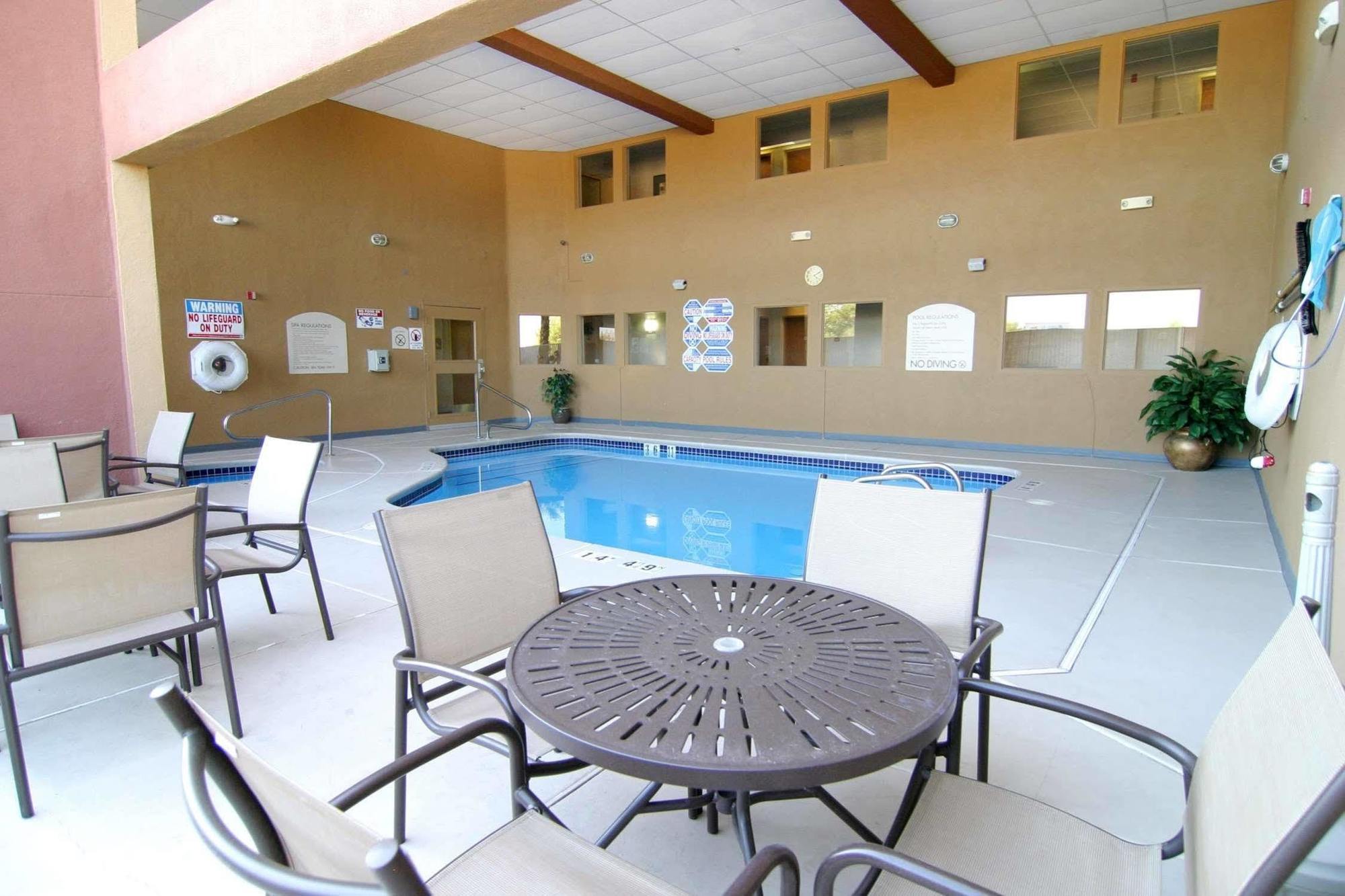 Hotel Western North Vegas & 3*