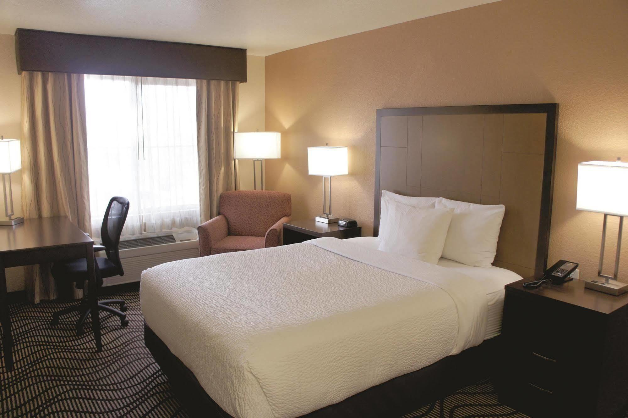 La Quinta By Wyndham Vegas Redrock/summerlin 3* Las Vegas