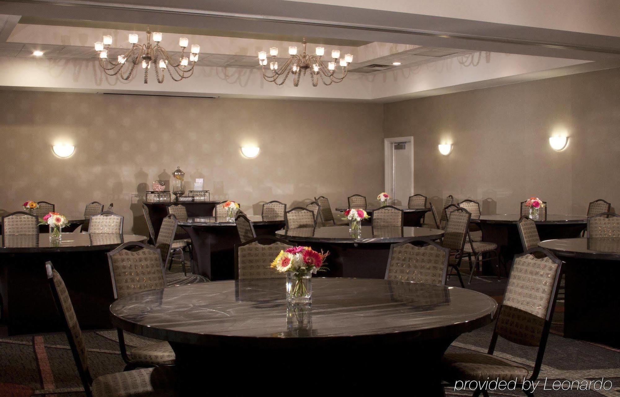 Hotel Embassy By Hilton Vegas