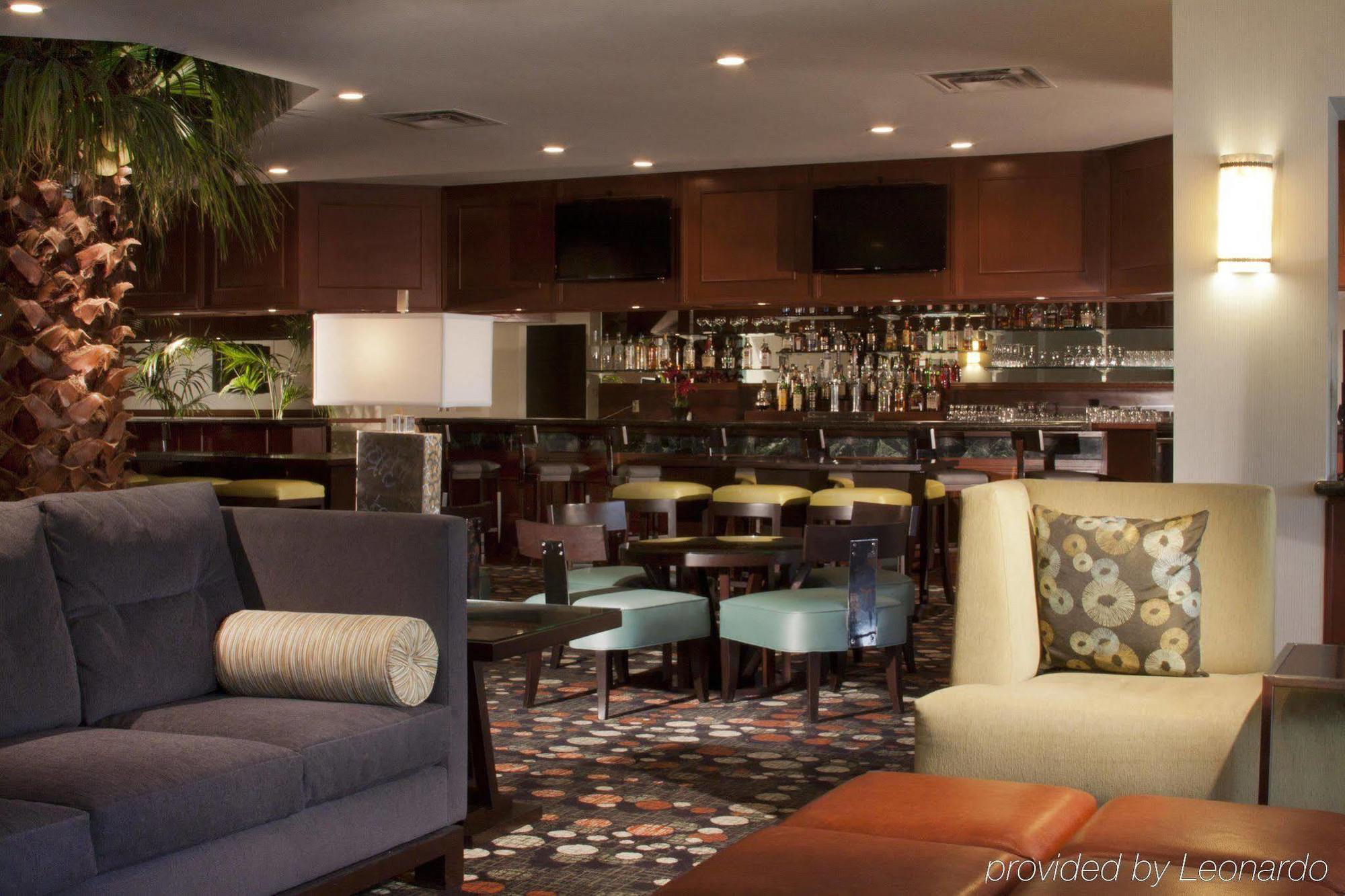 Hotel Embassy By Hilton Vegas
