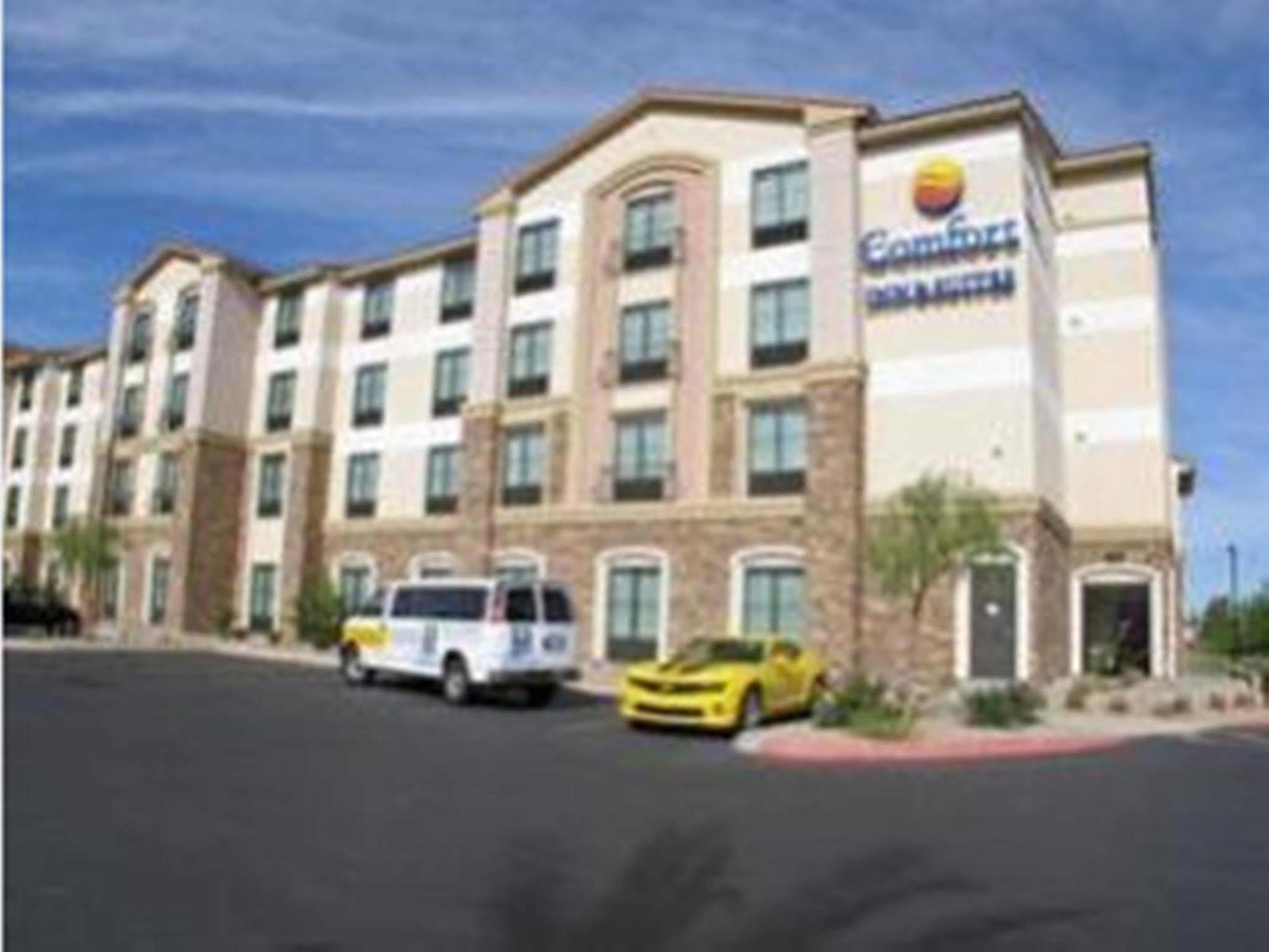 Comfort & Henderson - Vegas Hotel 3*