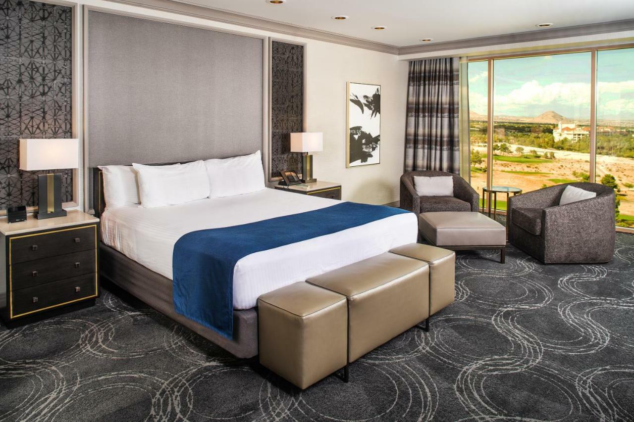 Suncoast And Casino Resort