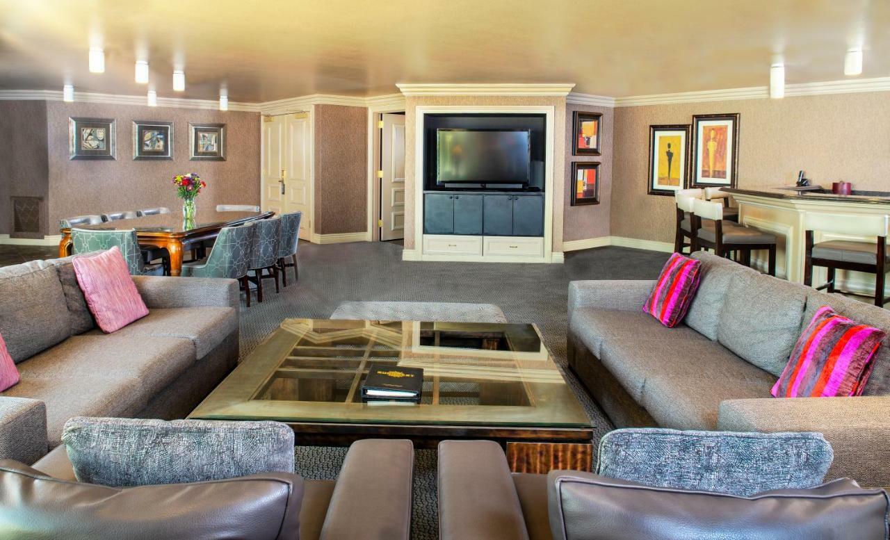 Resort Suncoast And Casino Las Vegas