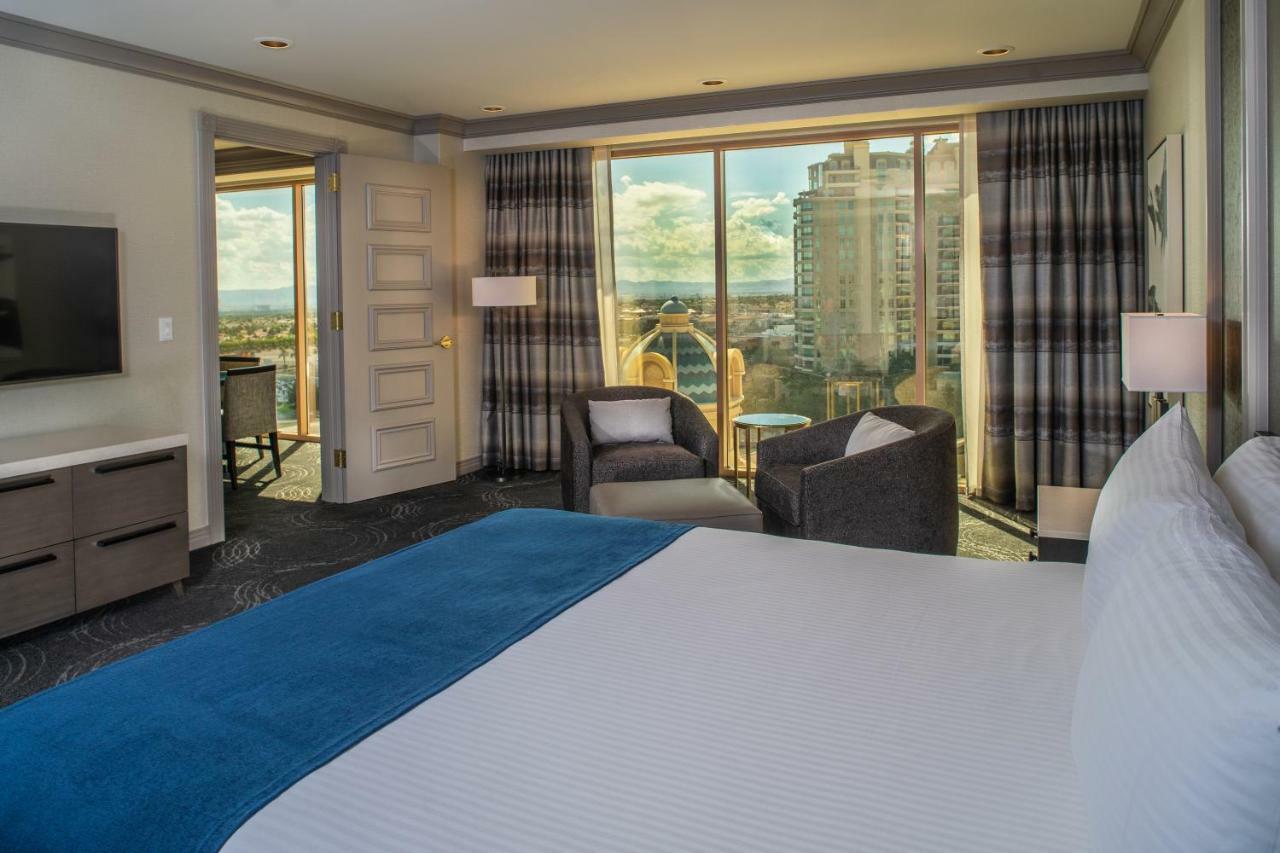 Suncoast And Casino Resort Las Vegas