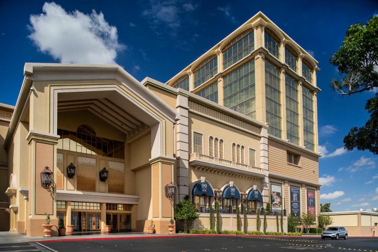 Suncoast And Casino Las Vegas