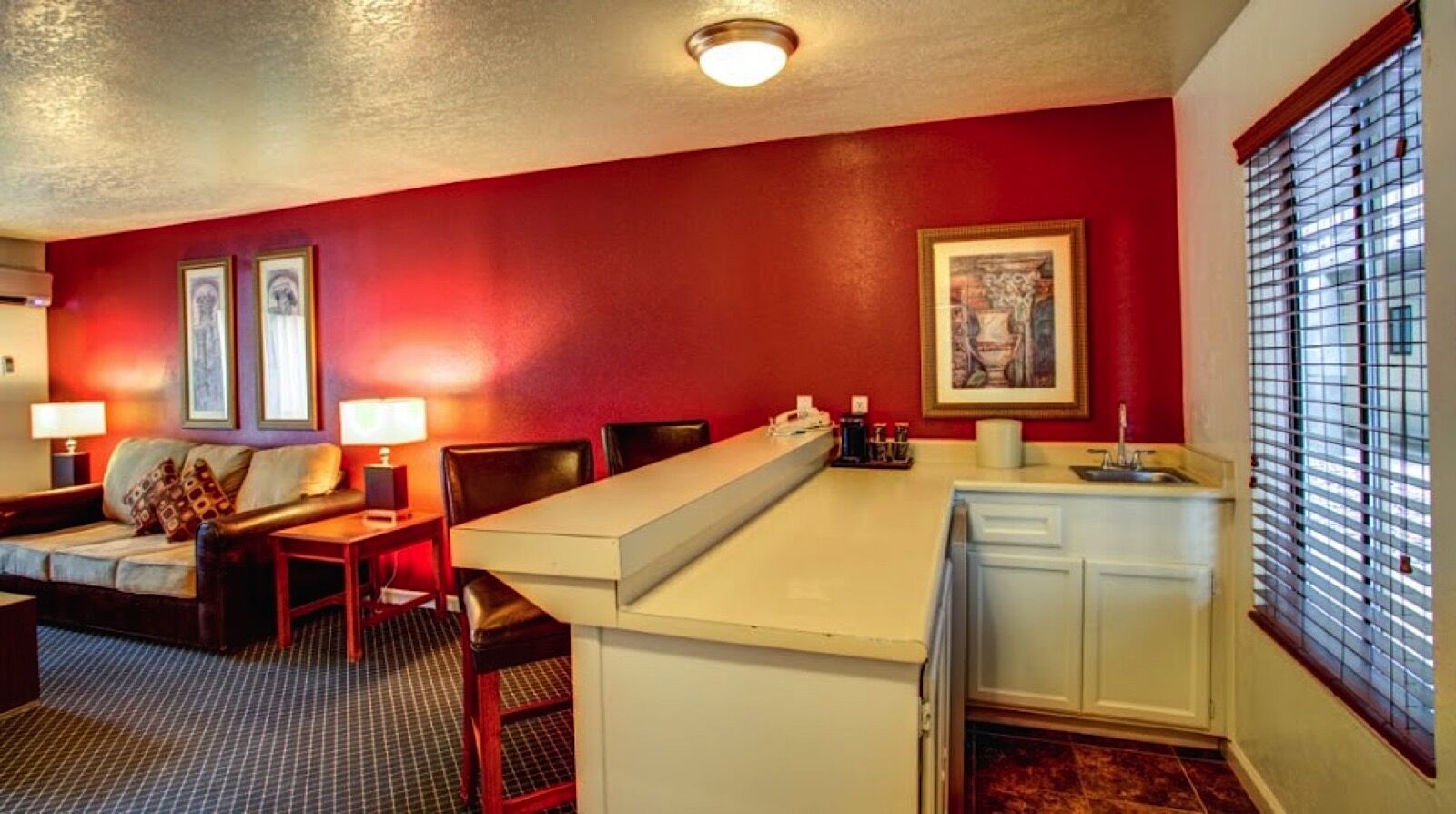 Hotel Alexis Park