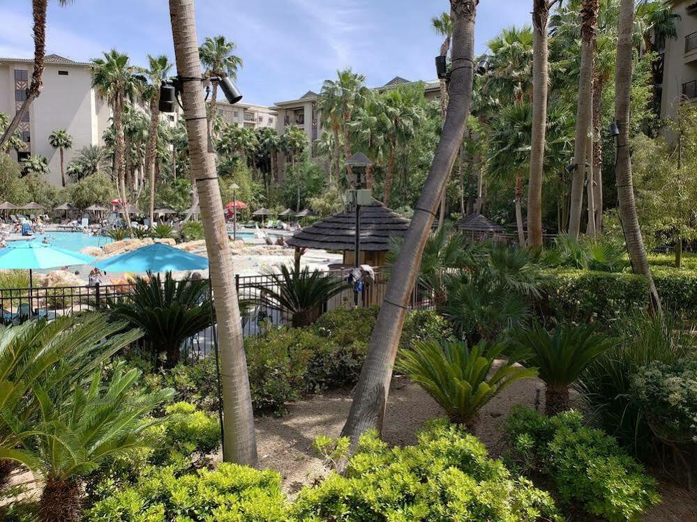 Tahiti Village & Las Vegas