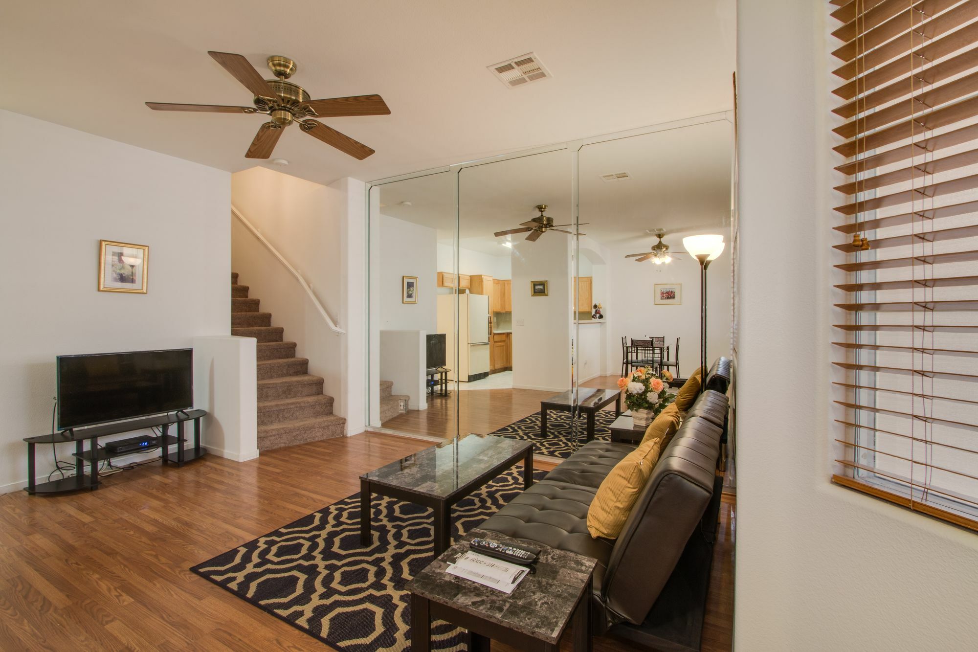 Beautiful Townhome With Pool * Las Vegas