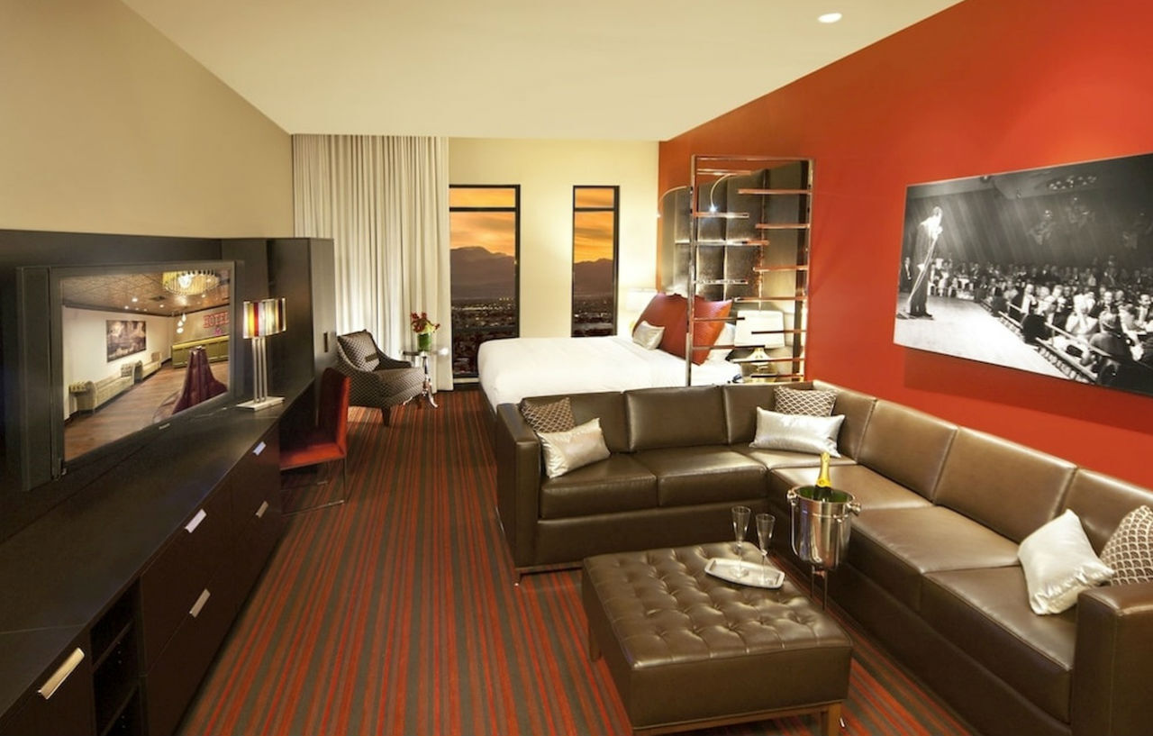 Golden Gate Casino Hotel