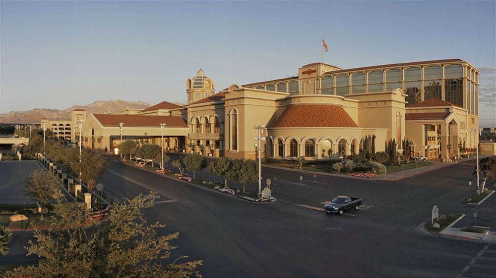 Suncoast And Casino Resort 4*